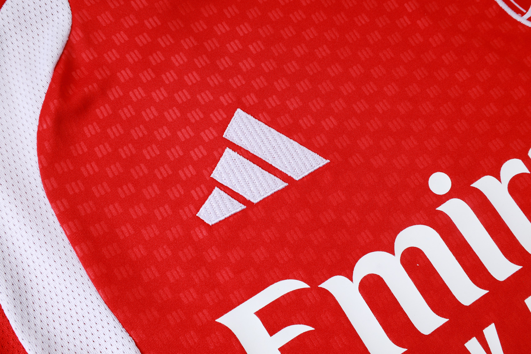2026/27 Arsenal Vest Suit - Image 5