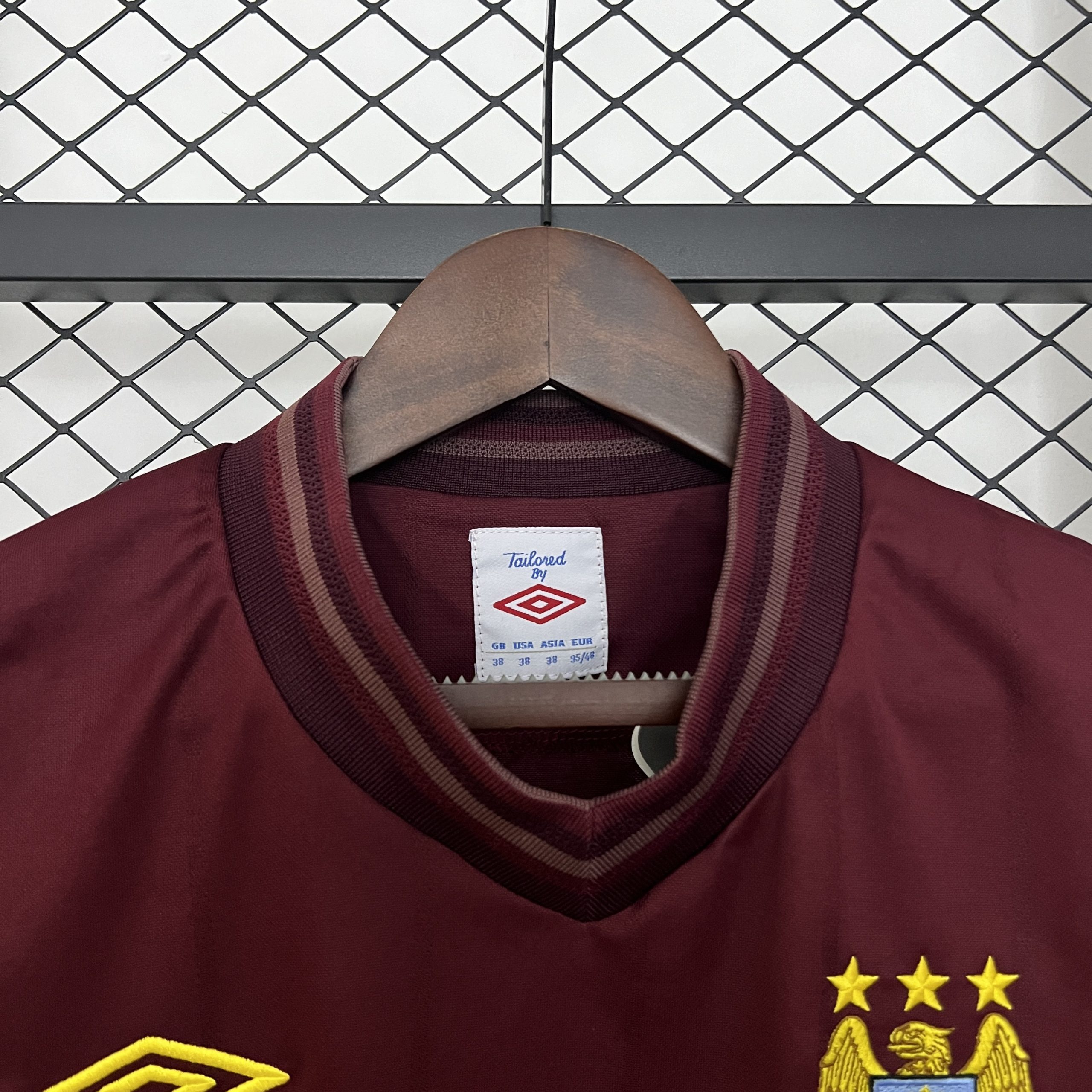 Manchester City 2012/13 Away Retro Jersey - Image 3