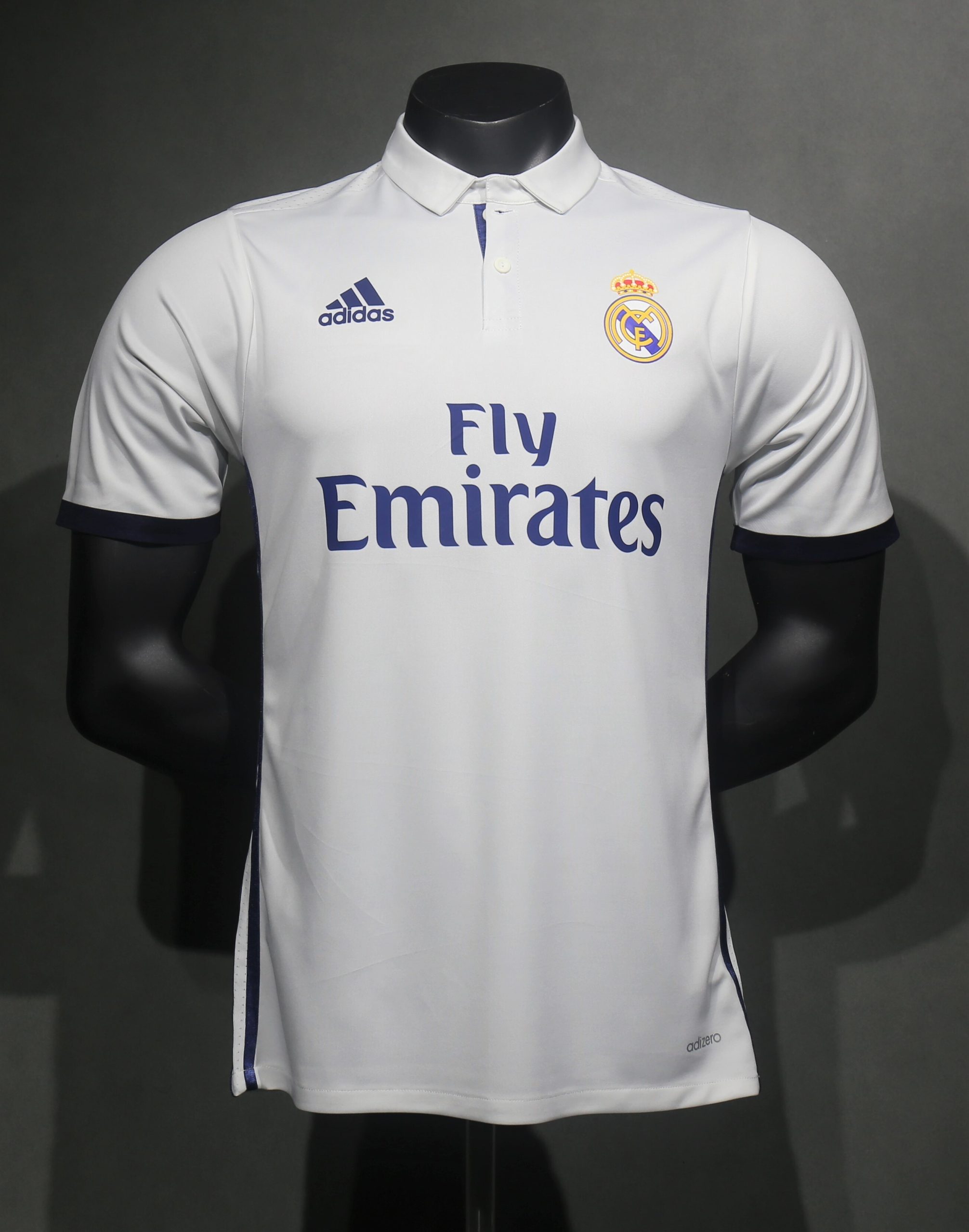Real Madrid 2016/17 Home Retro Jersey (Player Version)