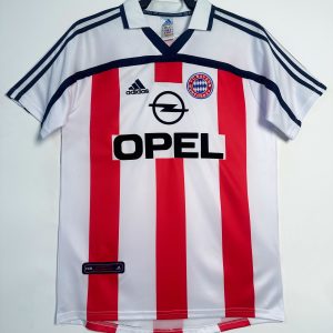 Bayern Munich 2000/01 Away Retro Jersey