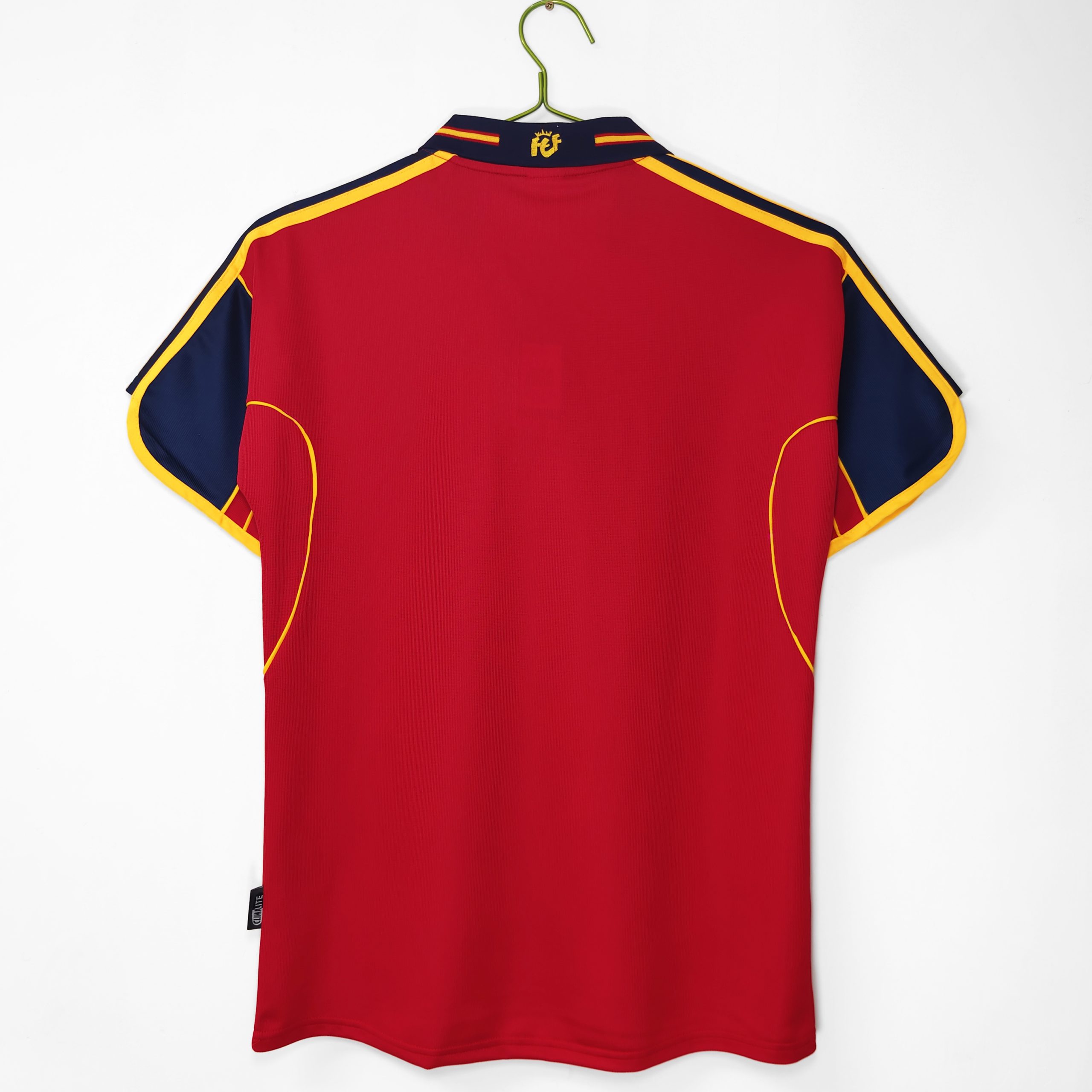 Spain 2000 Euro Home Retro Jersey (Fan Version) - Image 2