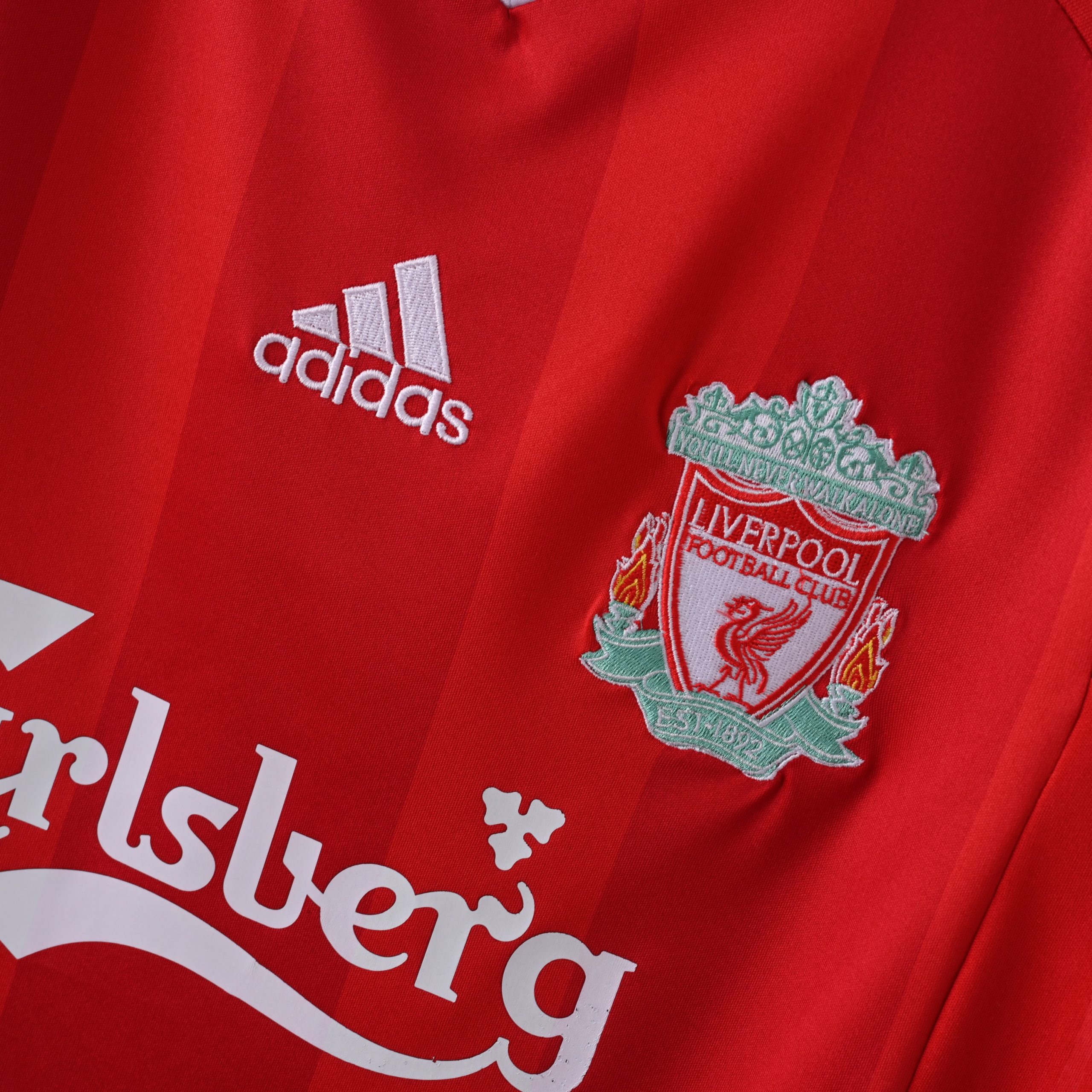 Liverpool 2008/09 Home Retro Jersey - Image 4