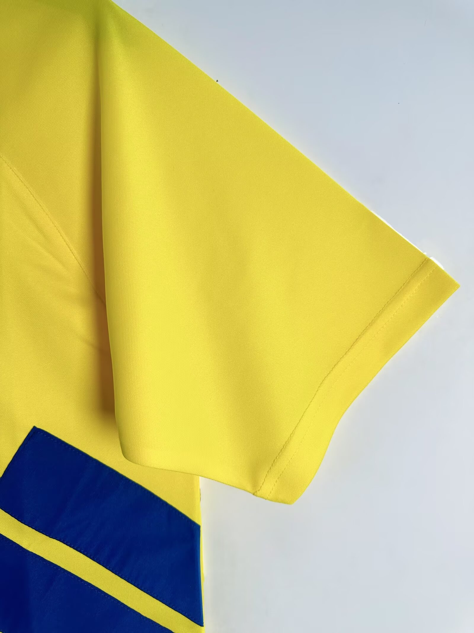 Sweden 1994 World Cup Home Retro Jersey - Image 5