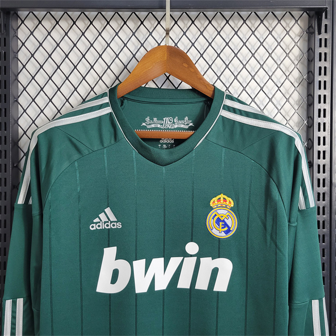 Real Madrid 2012/13 Third Retro Jersey (Fan Version, Long Sleeve) - Image 3