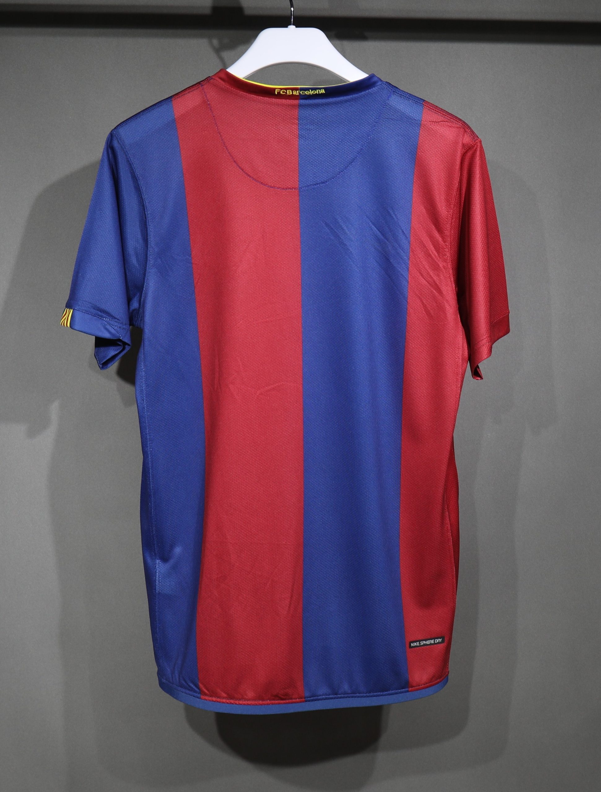 Barcelona 2006/07 Home Retro Jersey (Player Version) - Image 2