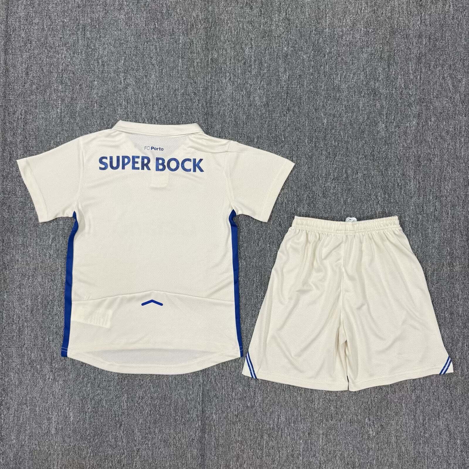 FC Porto 2025/26 Third Kids Kit - Image 2