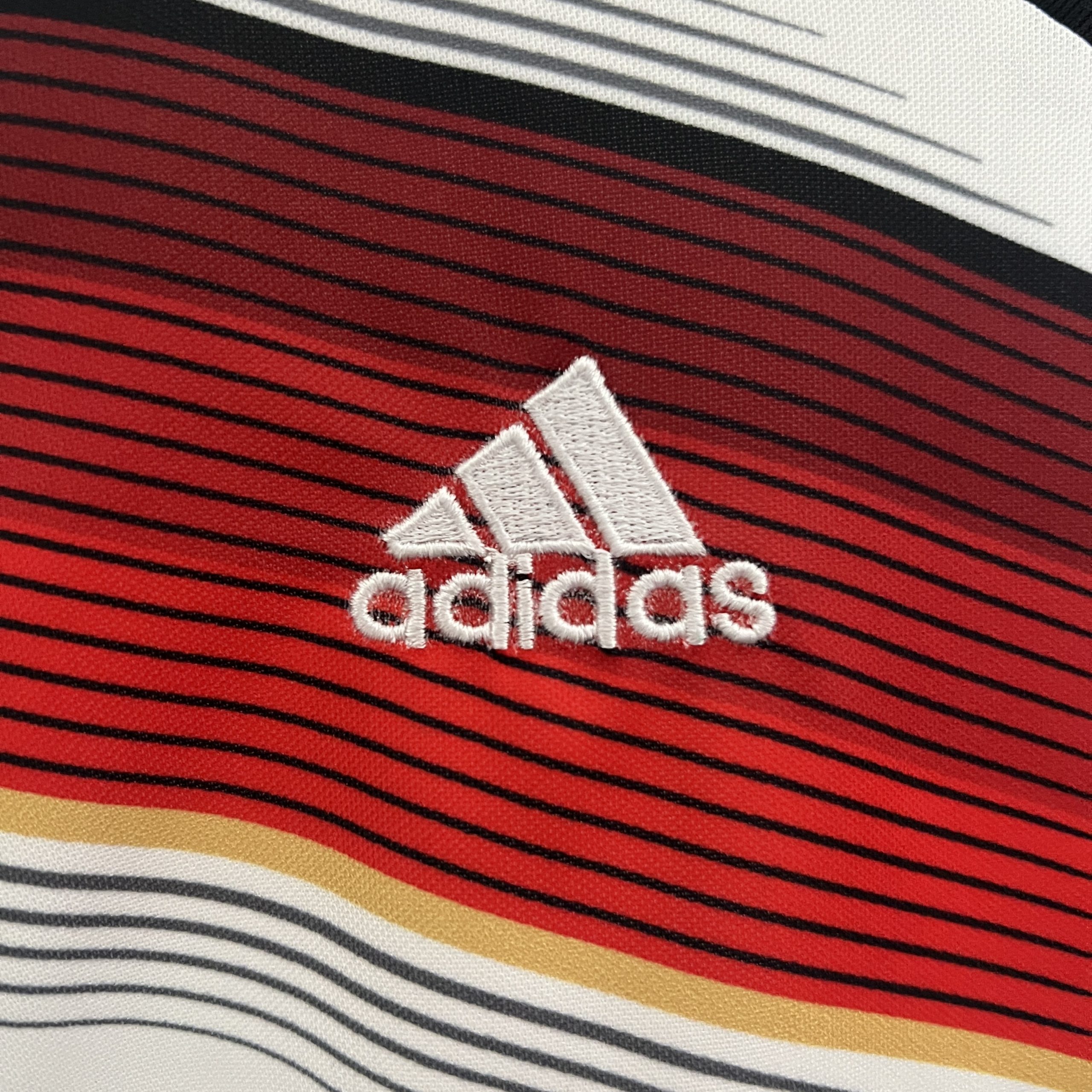 Germany 2014 World Cup Home Kids Kit - Image 3