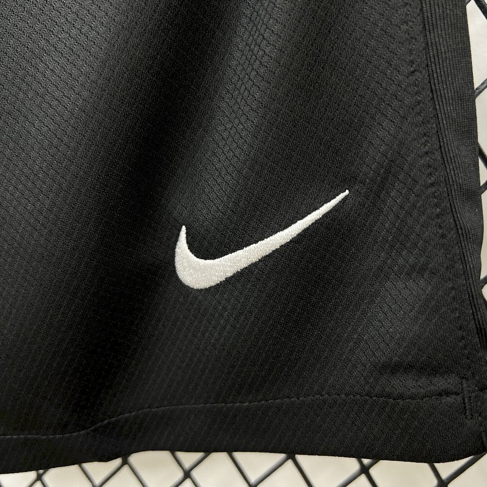 Chelsea 2025/26 Third Shorts - Image 4