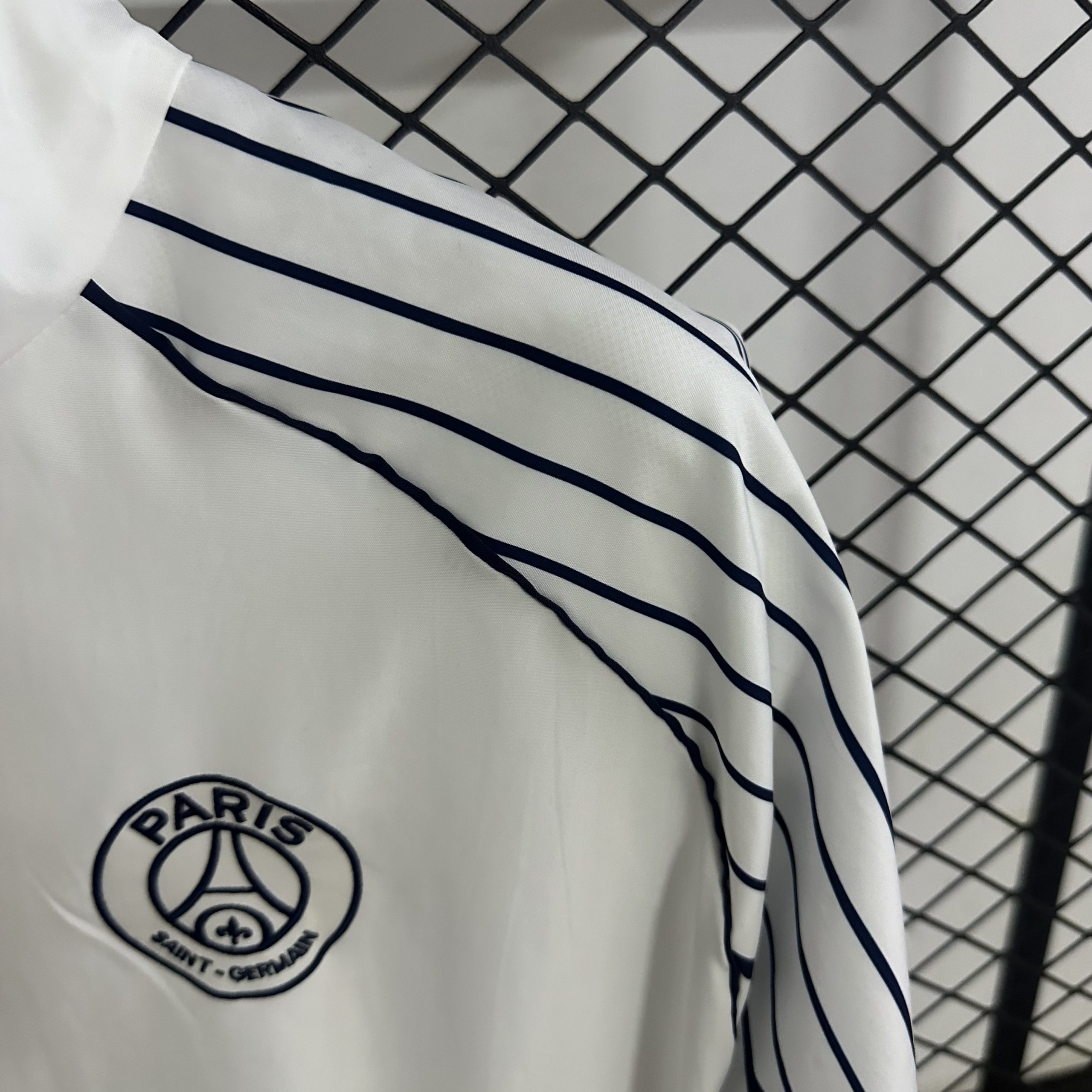 2026 PSG Windbreaker - Image 4