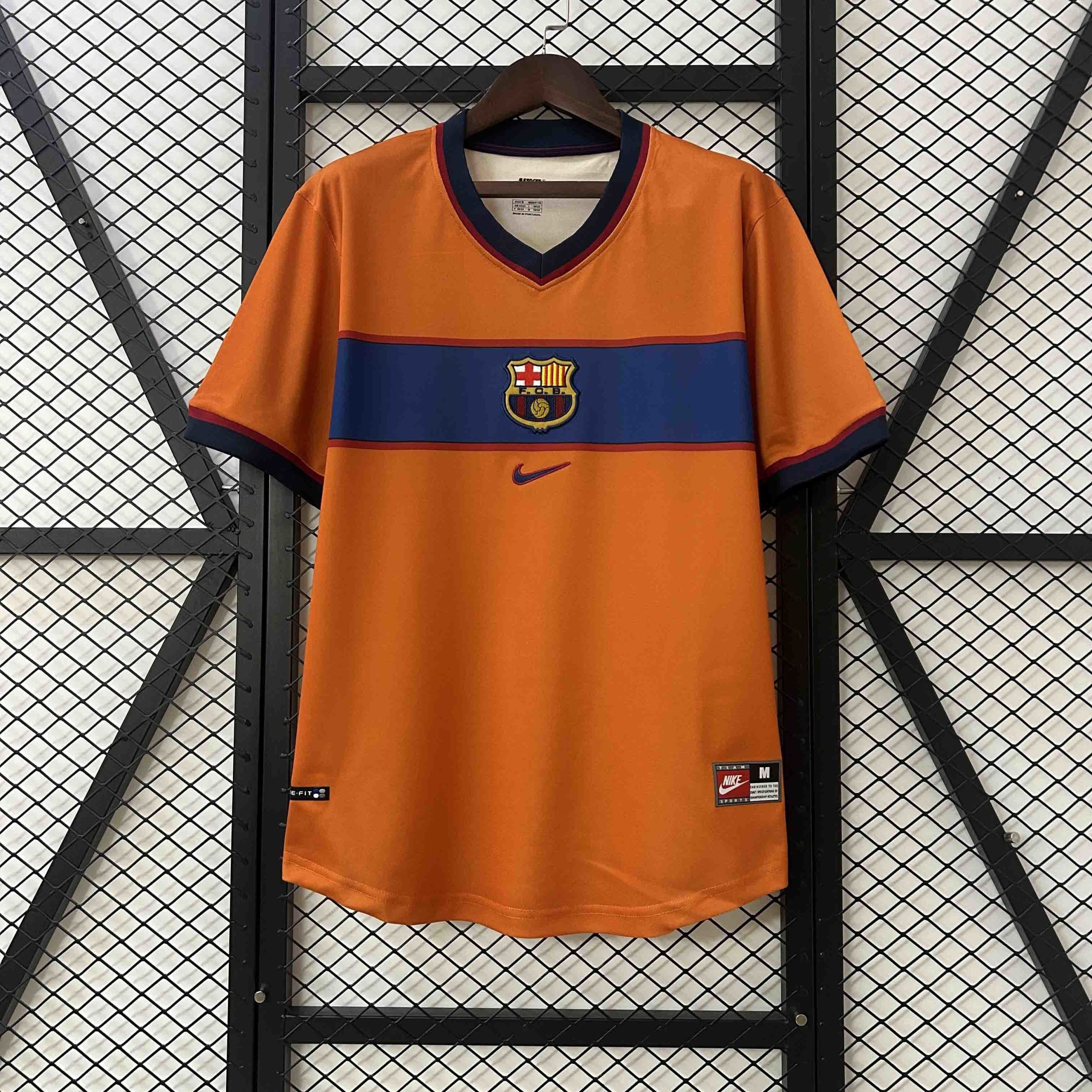 Barcelona 1998/99 Third Retro Jersey (Fan Version)