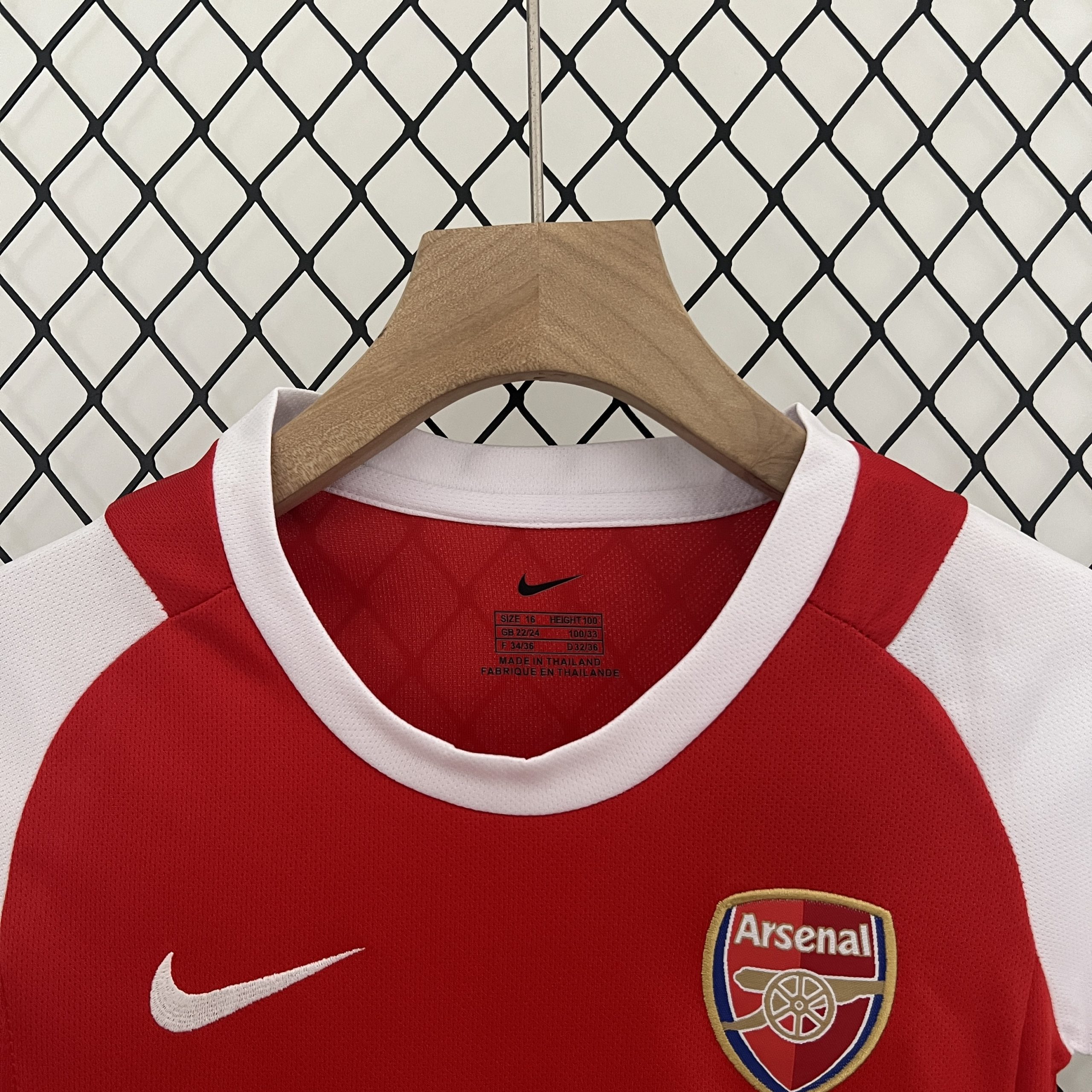 Arsenal 2002/03 Home Kids Kit - Image 4
