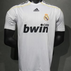 Real Madrid 2009/10 Home Retro Jersey (Player Version)