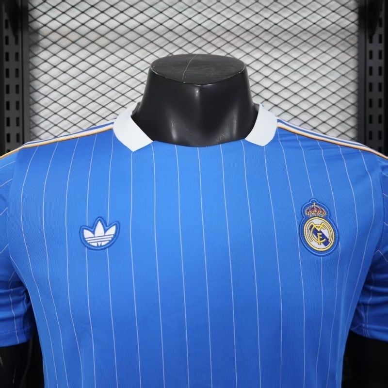 2025/26 Real Madrid Blue Retro Model Jersey Player Version - Image 5