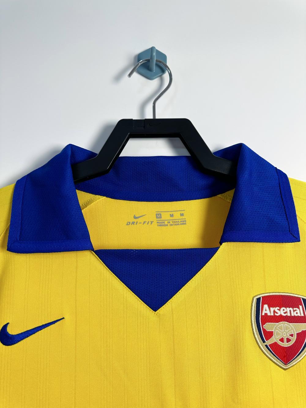 Arsenal 2003/04 Away Retro Jersey (Fan Version) - Image 3