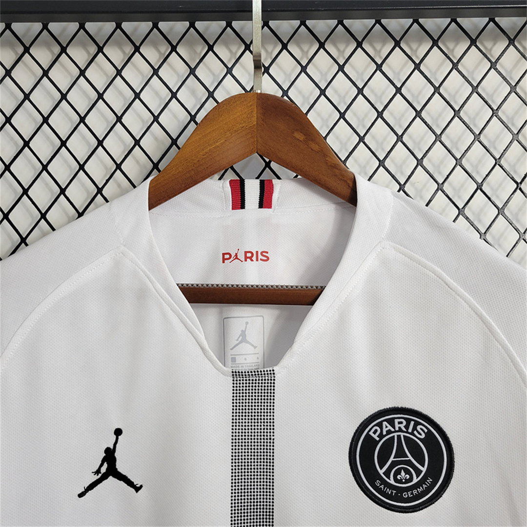 2018/19 PSG Away Retro Jersey Fan Version Long Sleeve - Image 3