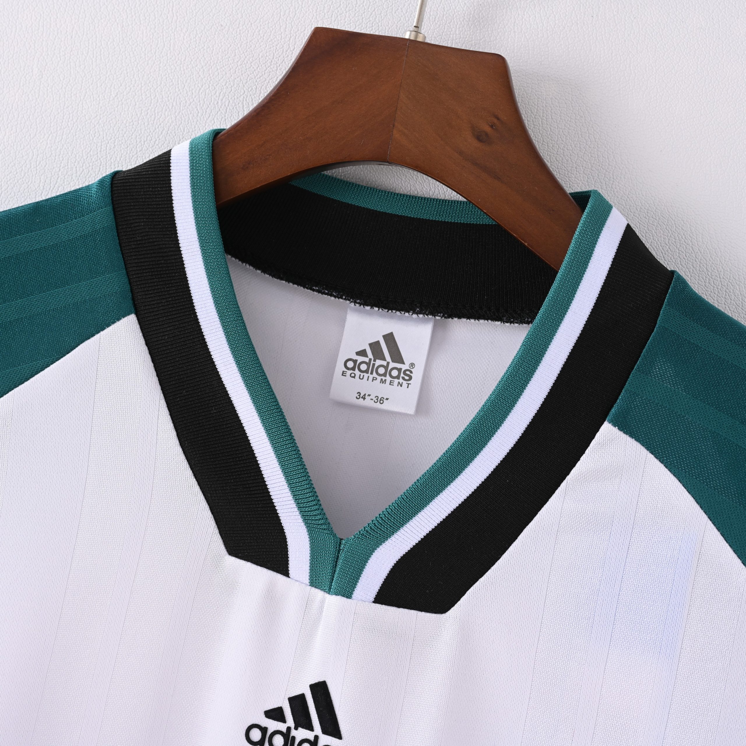 Liverpool 1993/95 Away Retro Jersey (Long Sleeve) - Image 5