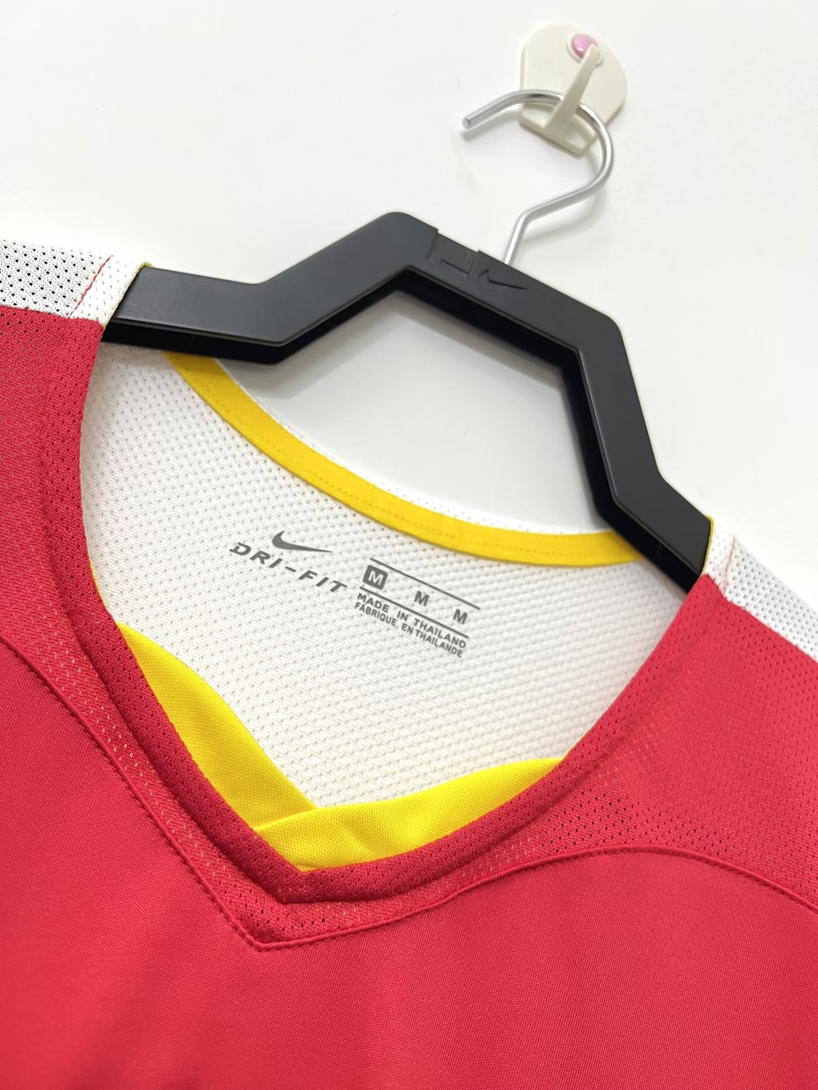 Arsenal 2004/05 Home Retro Jersey - Image 3