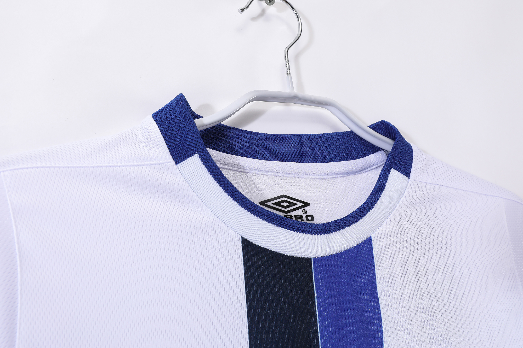Chelsea 2003/05 Away Retro Jersey - Image 3