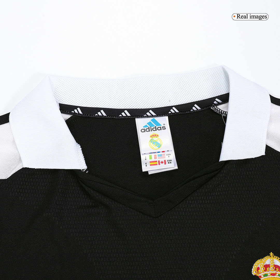 Real Madrid 2001/02 Away Retro Jersey - Image 3