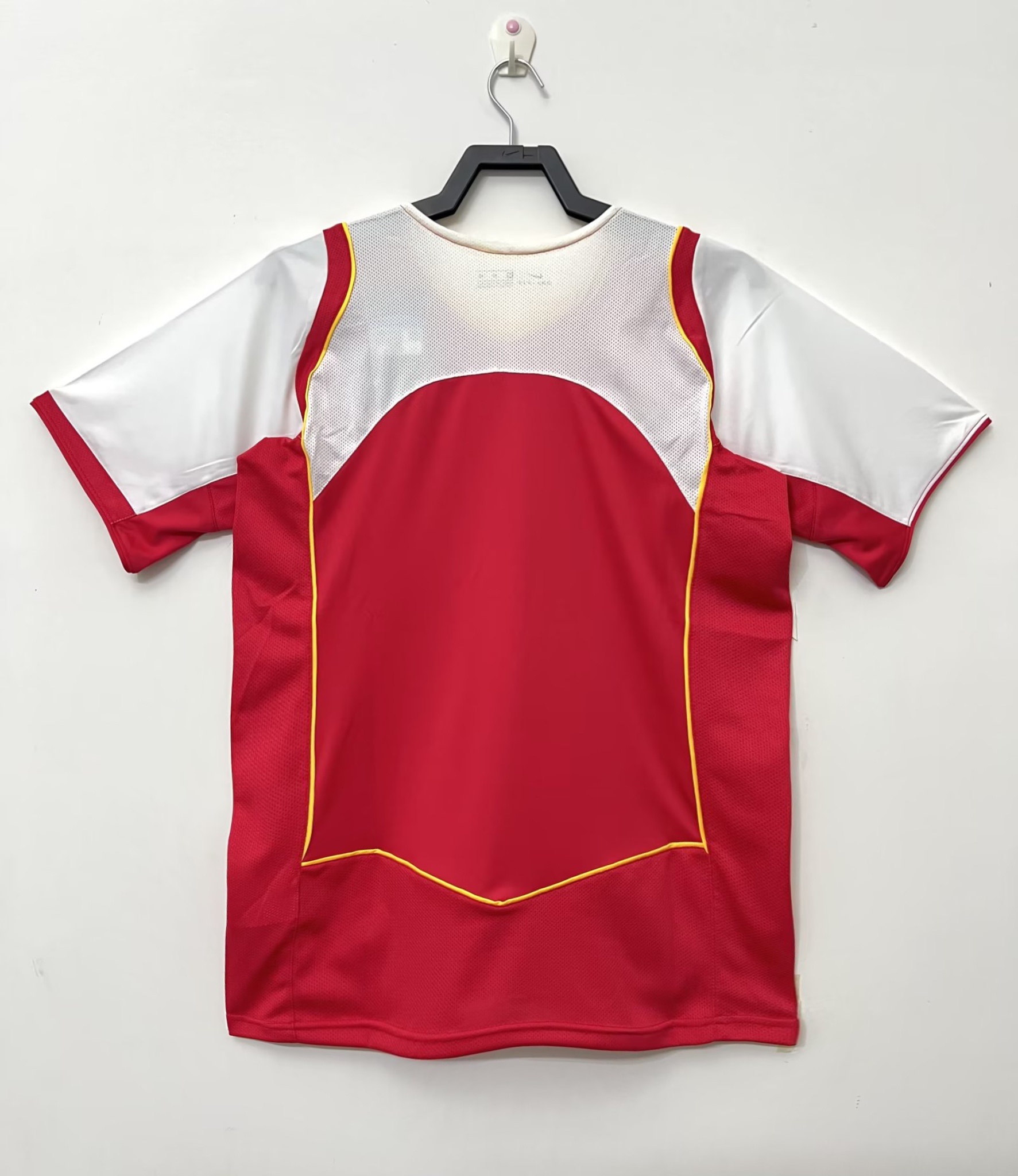 Arsenal 2004/05 Home Retro Jersey - Image 2